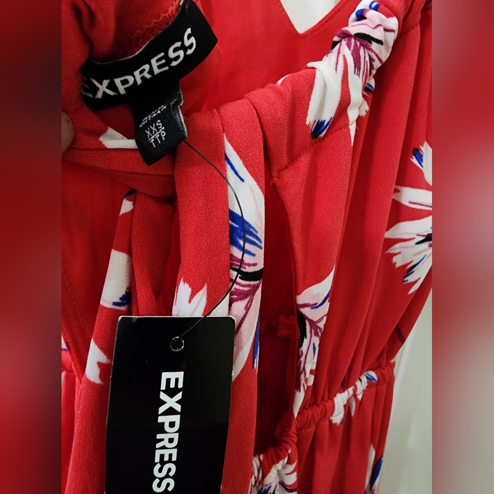 Express floral maxi dress - Picture 9 of 9